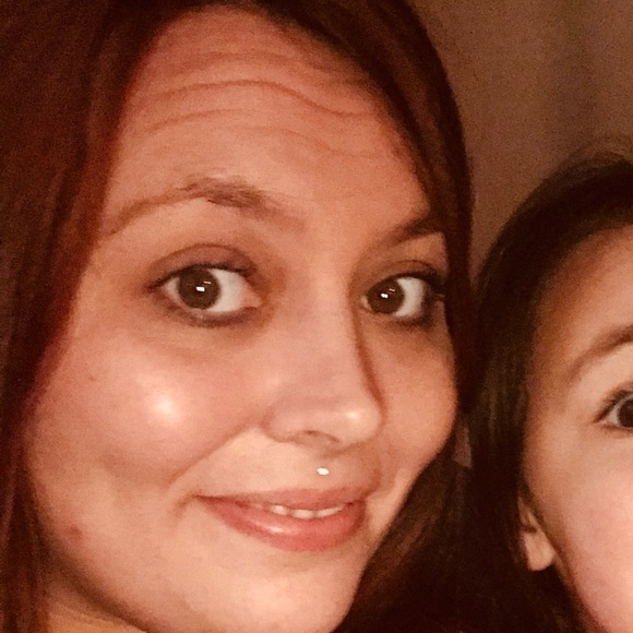 Meet the Posher Other - Meet your Posher, Ashley